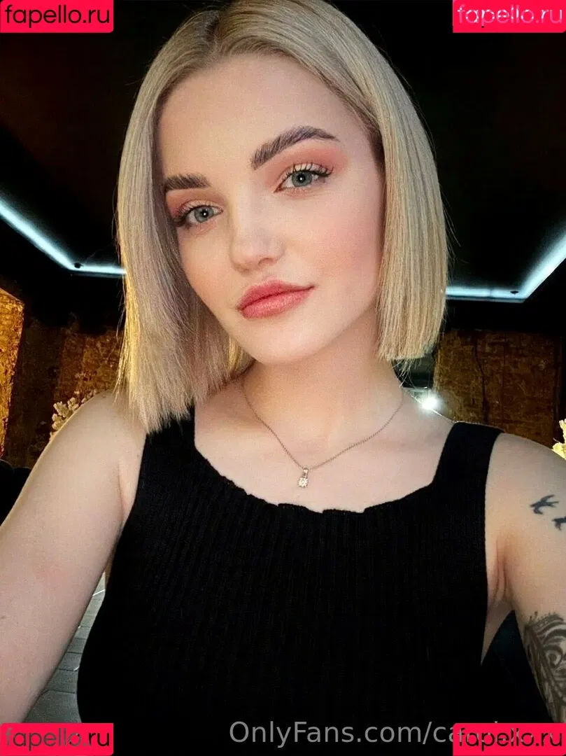 carol.xxx / carollinejane123742 Onlyfans Photo Gallery 