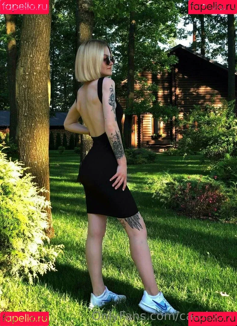 carol.xxx / carollinejane123742 Onlyfans Photo Gallery 