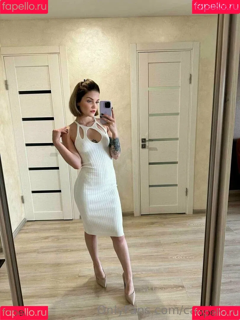 carol.xxx / carollinejane123742 Onlyfans Photo Gallery 