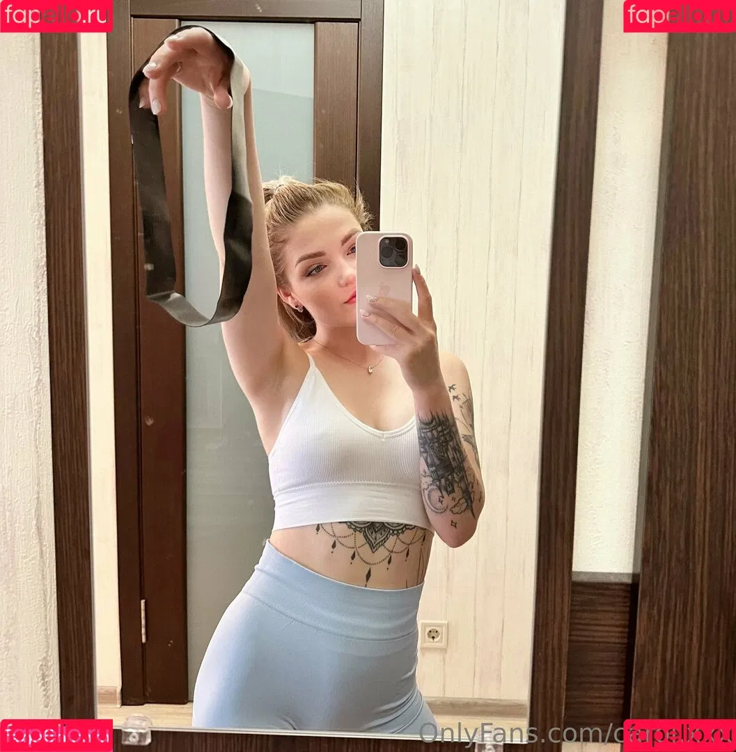 carol.xxx / carollinejane123742 Onlyfans Photo Gallery 