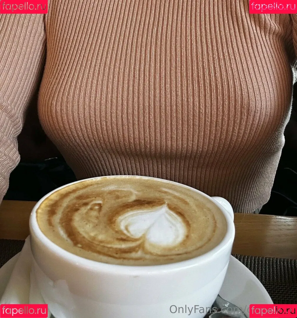 carol.xxx / carollinejane123742 Onlyfans Photo Gallery 