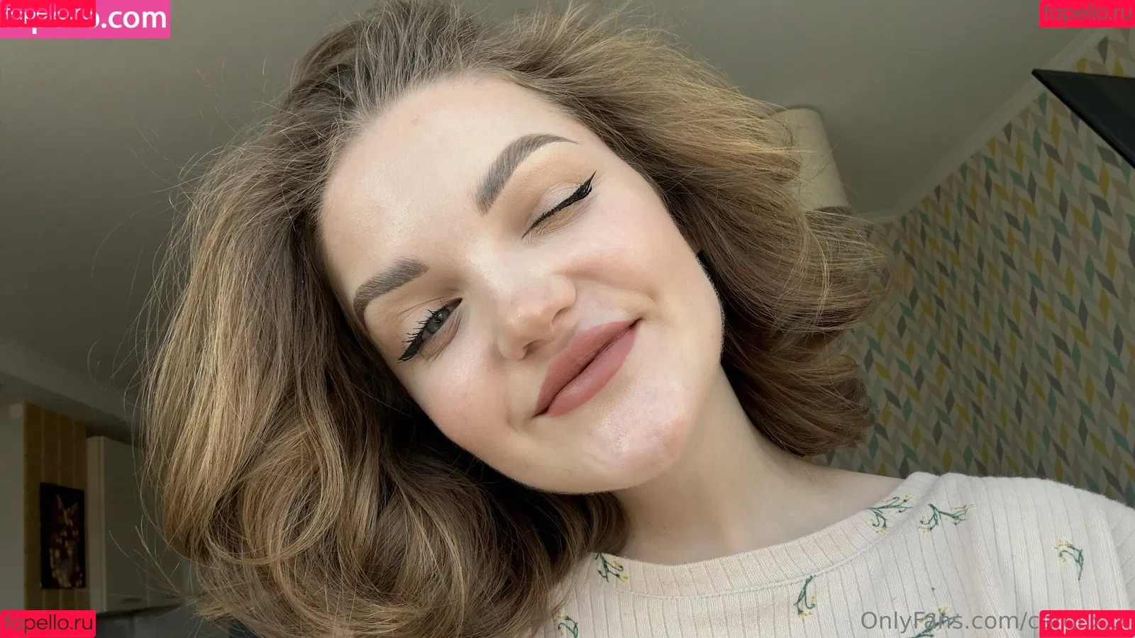 carol.xxx / carollinejane123742 Onlyfans Photo Gallery 