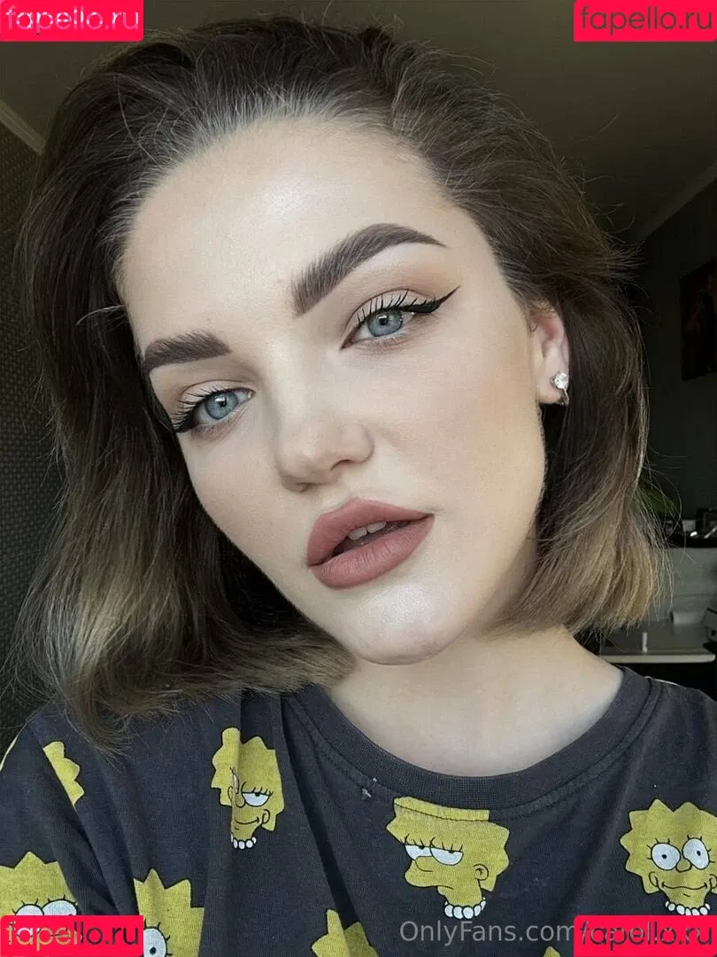 carol.xxx / carollinejane123742 Onlyfans Photo Gallery 