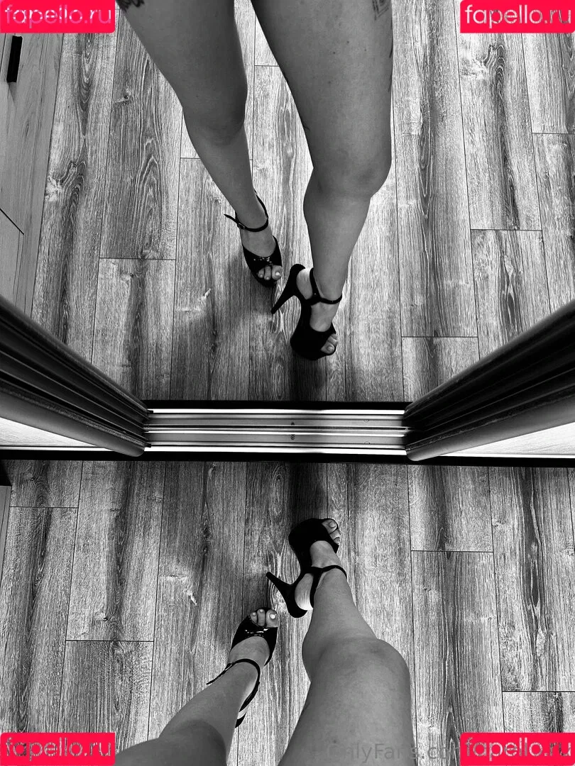 carol.xxx / carollinejane123742 Onlyfans Photo Gallery 