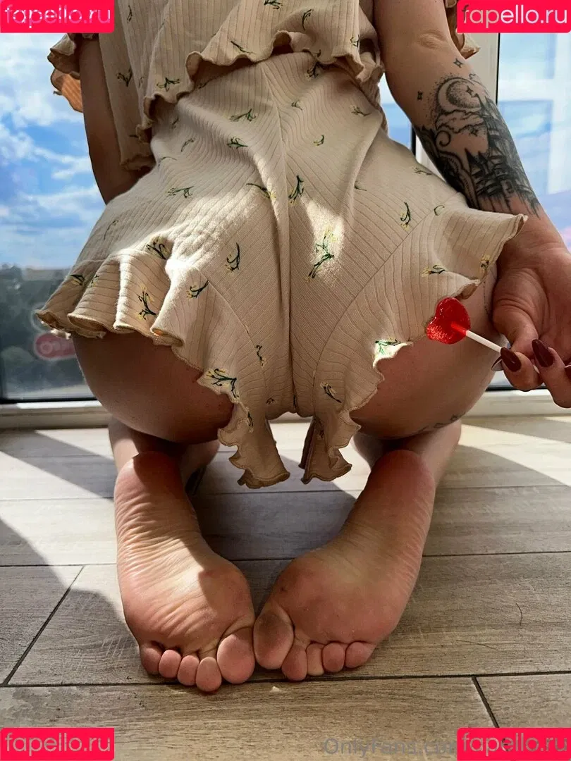 carol.xxx / carollinejane123742 Onlyfans Photo Gallery 