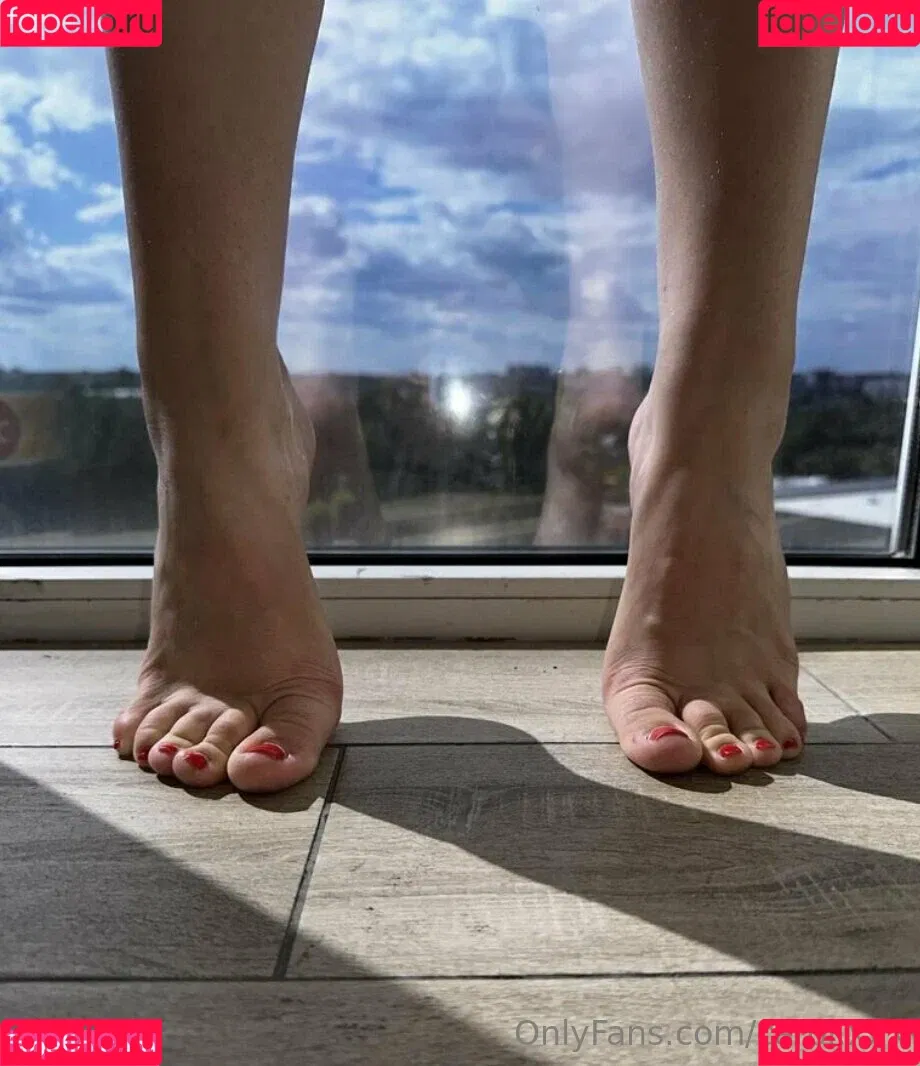 carol.xxx / carollinejane123742 Onlyfans Photo Gallery 