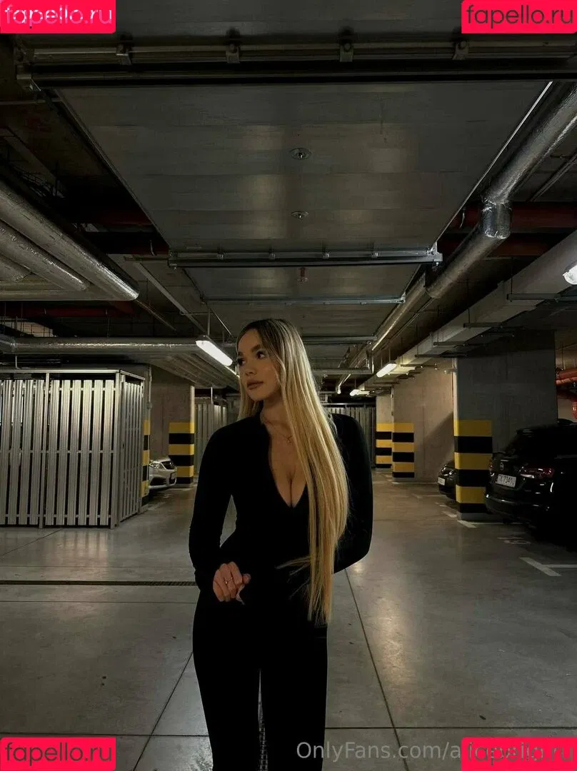 april007free / missamerrrickaa Onlyfans Photo Gallery 