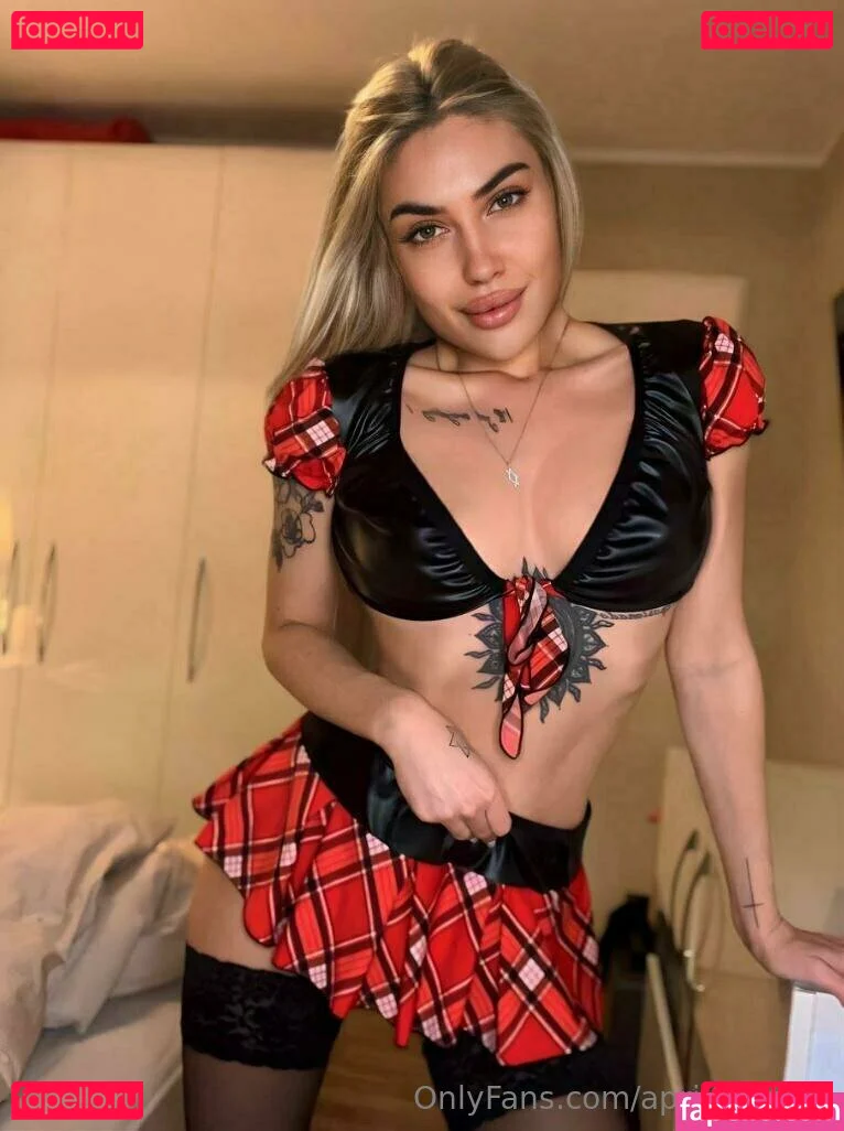 april007free / missamerrrickaa Onlyfans Photo Gallery 