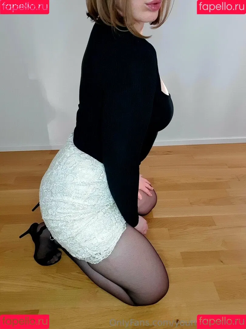 yournaturalmilf / yournaturalmillf Onlyfans Photo Gallery 