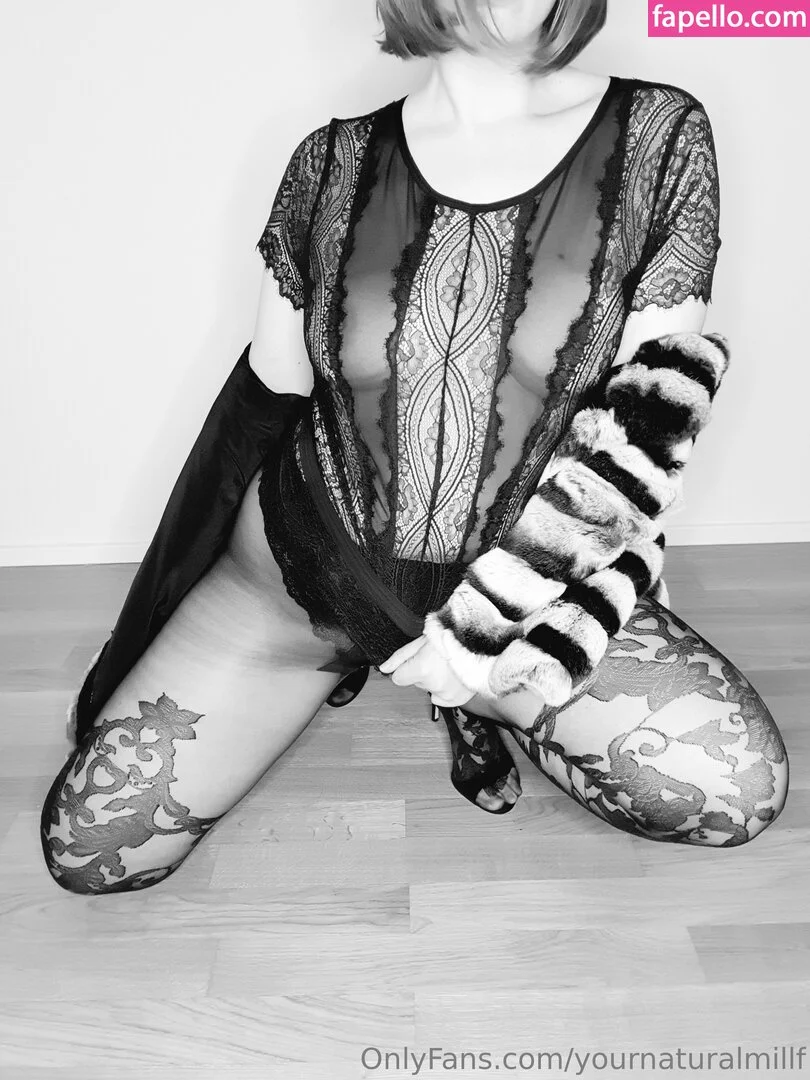 yournaturalmilf / yournaturalmillf Onlyfans Photo Gallery 