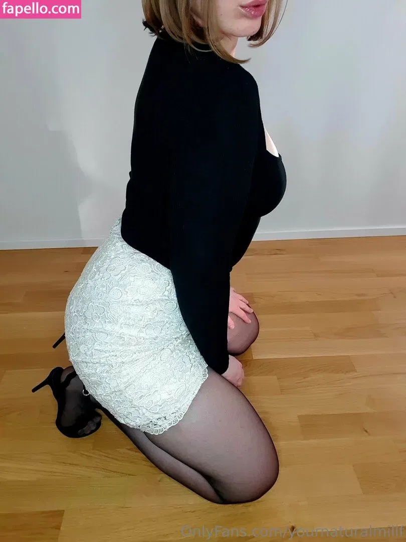 yournaturalmilf / yournaturalmillf Onlyfans Photo Gallery 