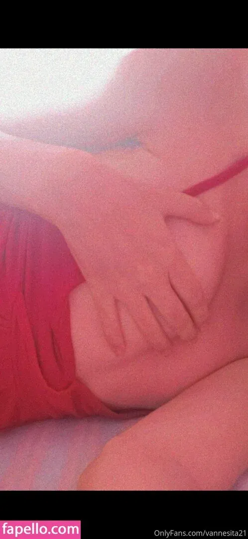 vanessahudgens / vannesita21 Onlyfans Photo Gallery 