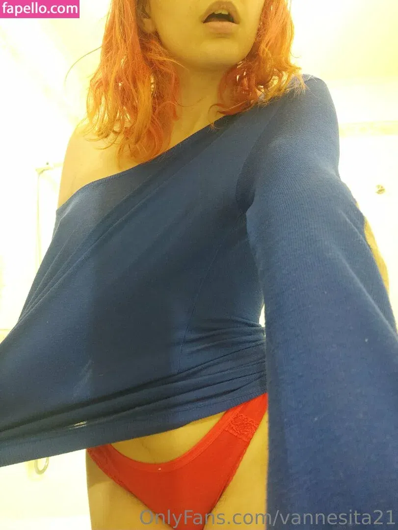 vanessahudgens / vannesita21 Onlyfans Photo Gallery 