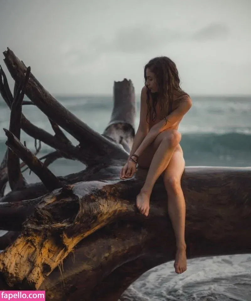 Cait Del Mar Onlyfans Photo Gallery 