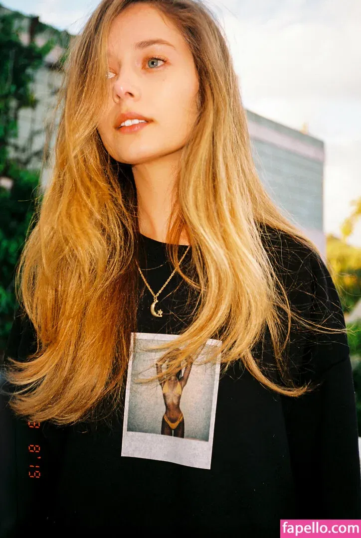 Cait Del Mar Onlyfans Photo Gallery 