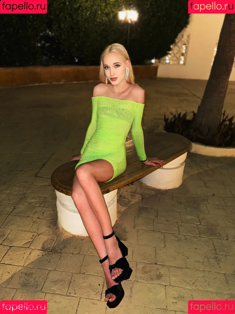 Squlrting Girl / squlrting_girl Onlyfans Photo Gallery 