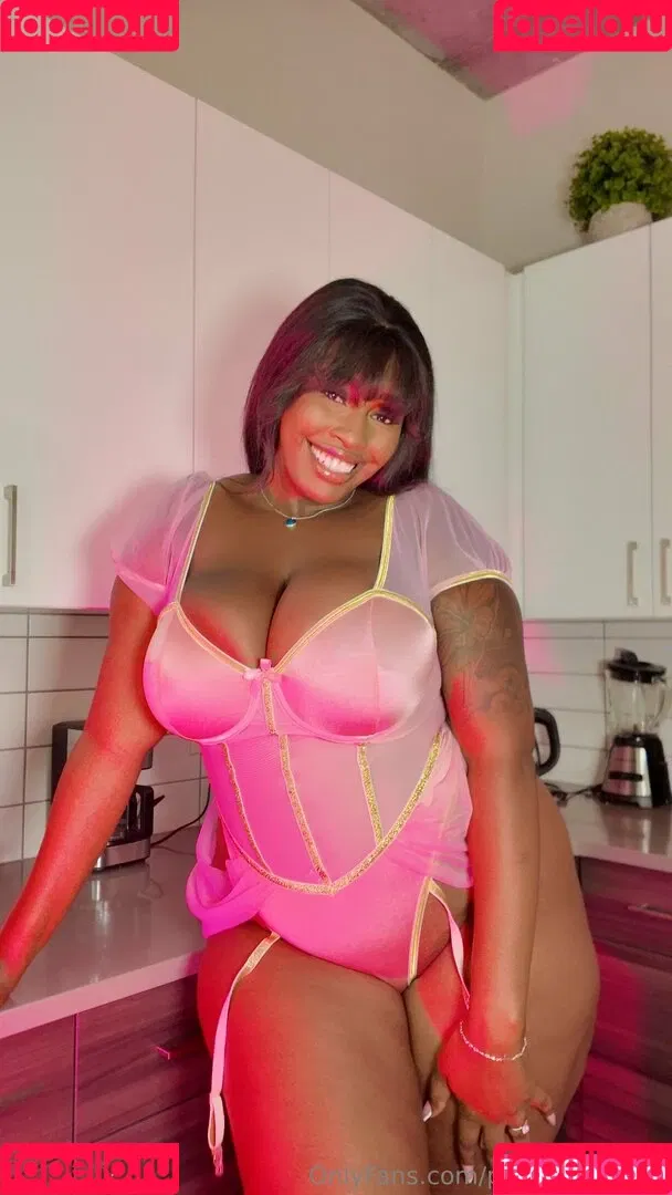 princessfrenxh / princesssfrenxh Onlyfans Photo Gallery 