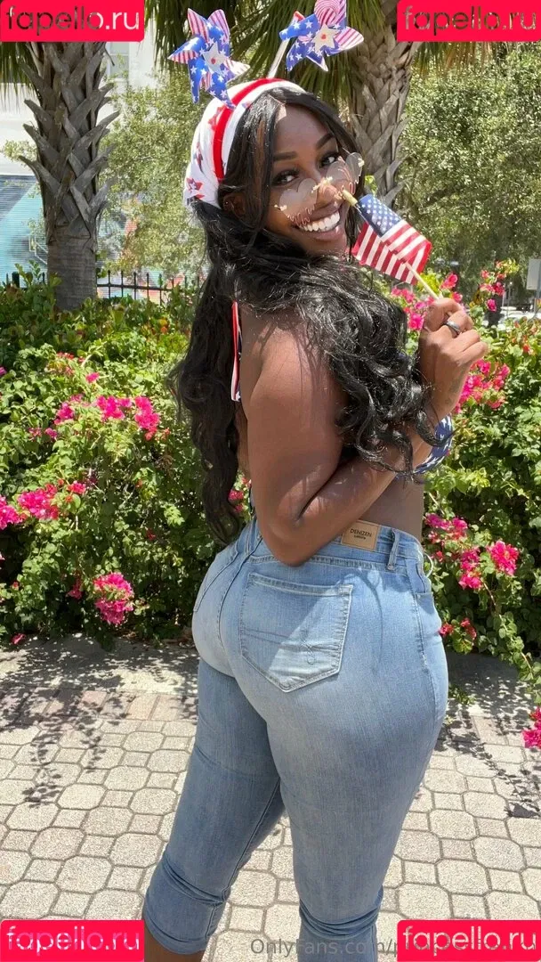 princessfrenxh / princesssfrenxh Onlyfans Photo Gallery 