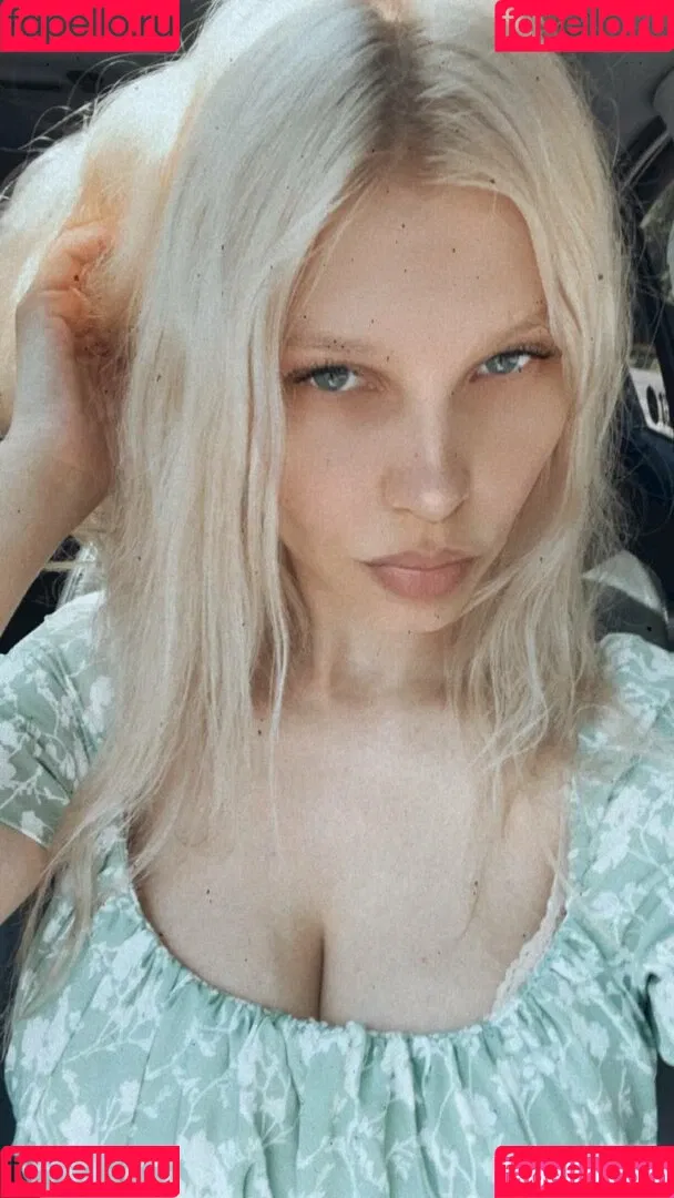 Rina Chill / hotrina / renachill Onlyfans Photo Gallery 