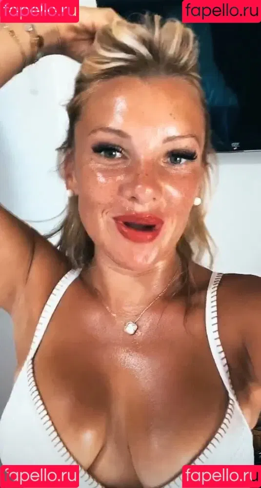 Evelyn Burdecki / evelyn_burdecki / evelynburdecki Onlyfans Photo Gallery 