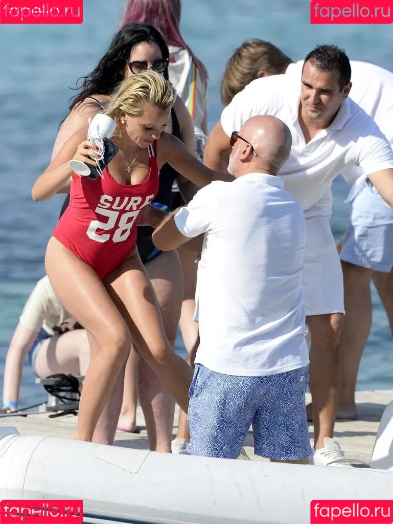 Evelyn Burdecki / evelyn_burdecki / evelynburdecki Onlyfans Photo Gallery 