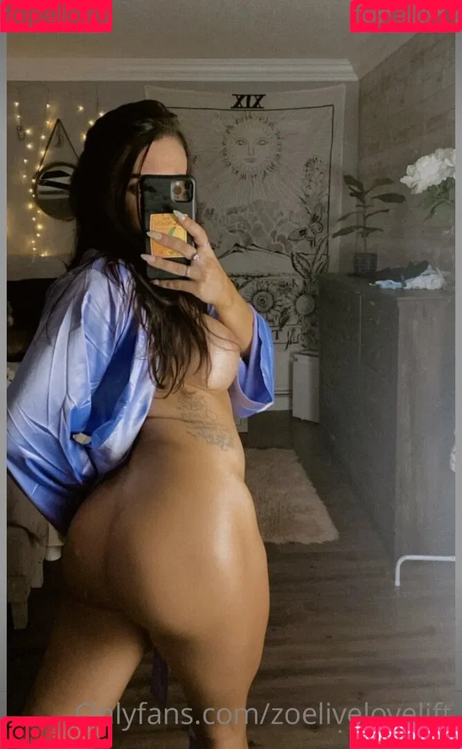 Zoe Rodriguez / Zoelivelovelift Onlyfans Photo Gallery 