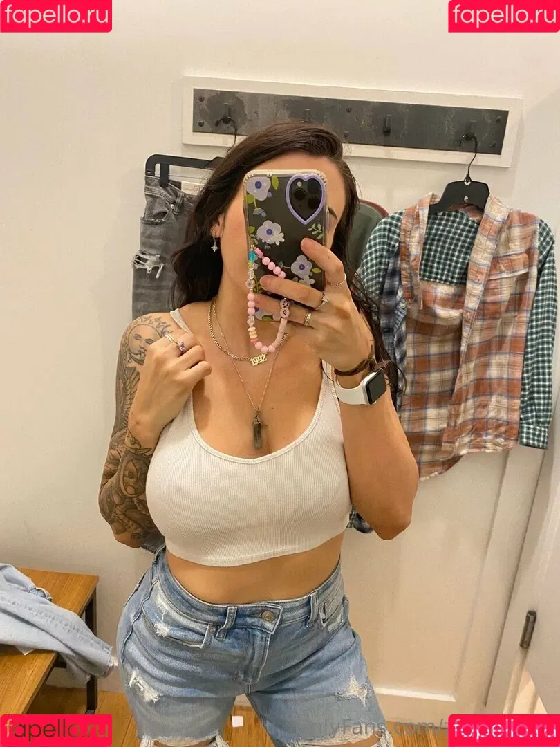 Zoe Rodriguez / Zoelivelovelift Onlyfans Photo Gallery 