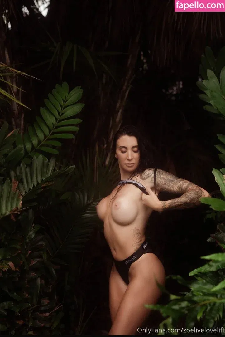 Zoe Rodriguez / Zoelivelovelift Onlyfans Photo Gallery 