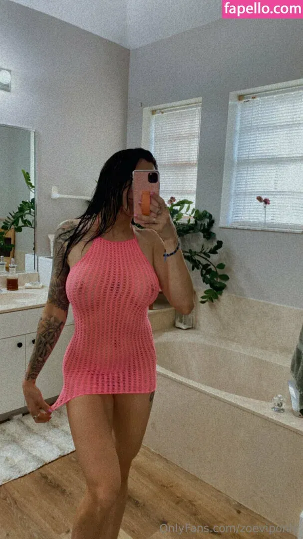 Zoe Rodriguez / Zoelivelovelift Onlyfans Photo Gallery 