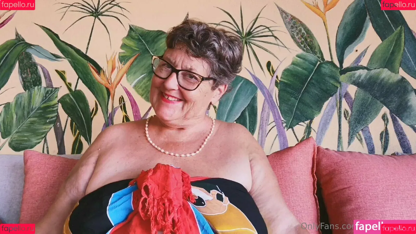 fungrannies / whathappenedtotomorrow Onlyfans Photo Gallery 