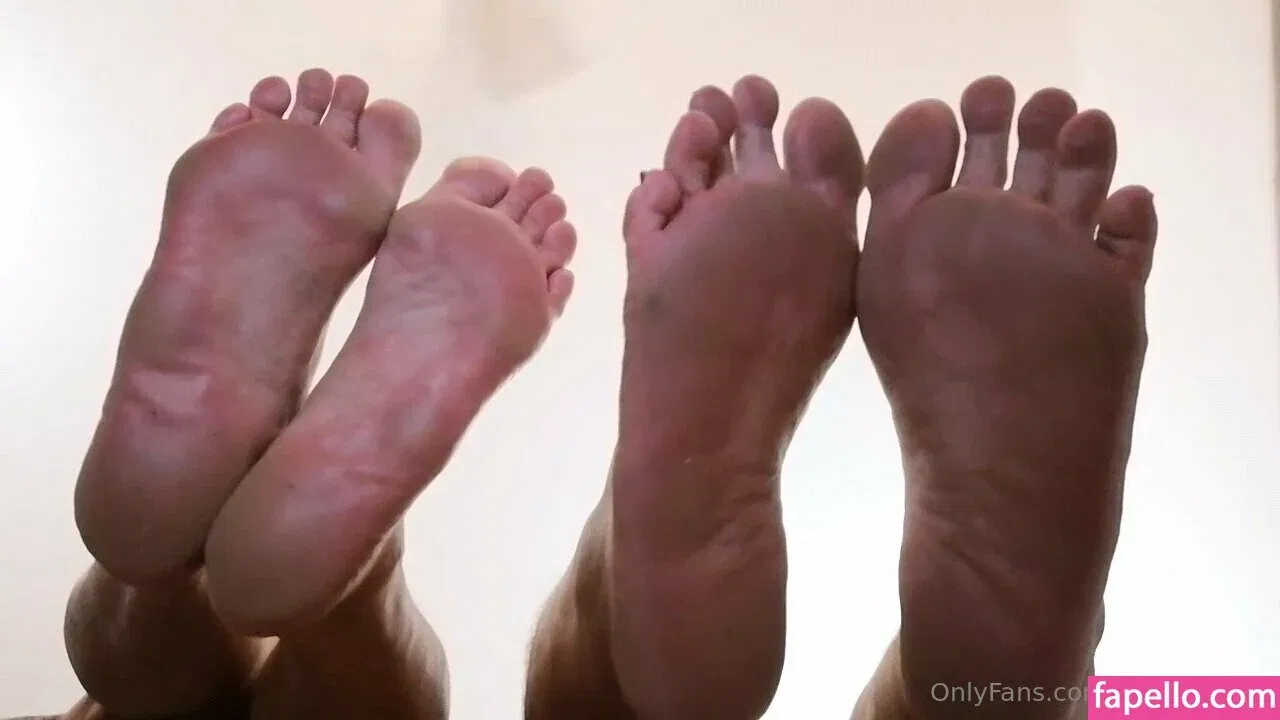 fungrannies / whathappenedtotomorrow Onlyfans Photo Gallery 