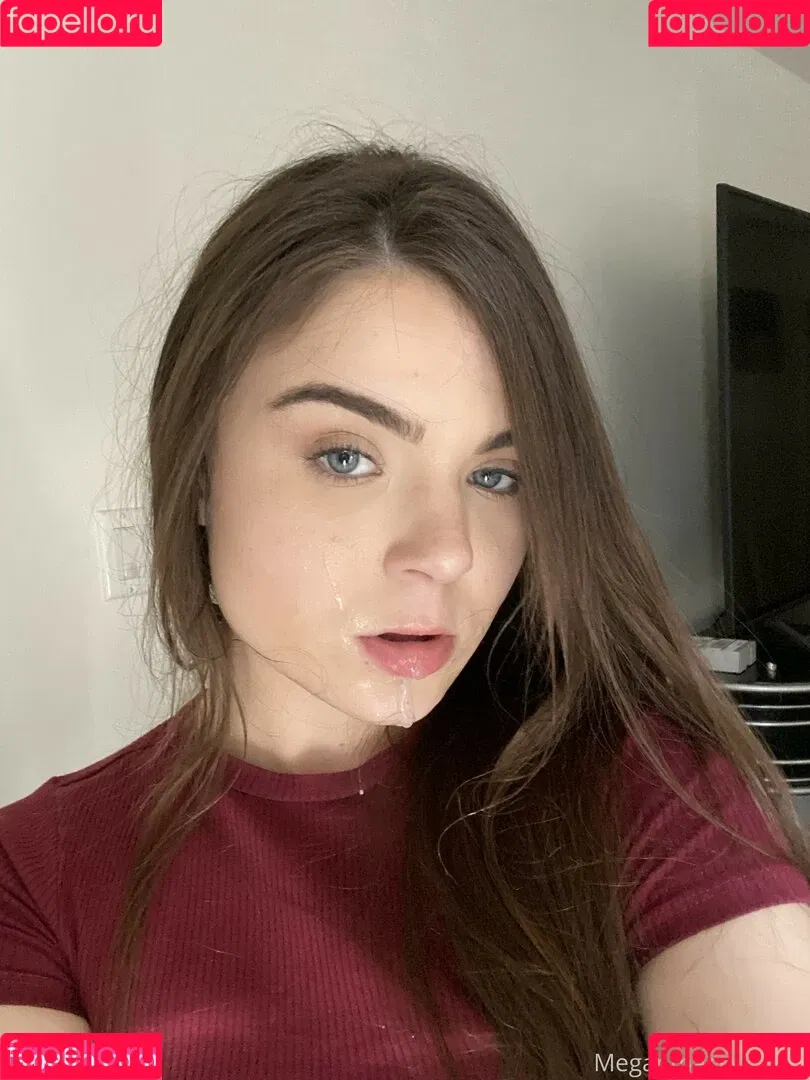 meganmarx / meganmarxxx / xmegamarx Onlyfans Photo Gallery 