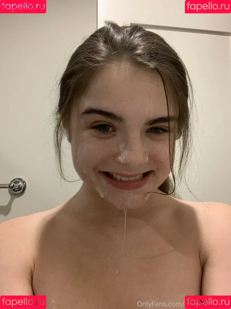 meganmarx / meganmarxxx / xmegamarx Onlyfans Photo Gallery 