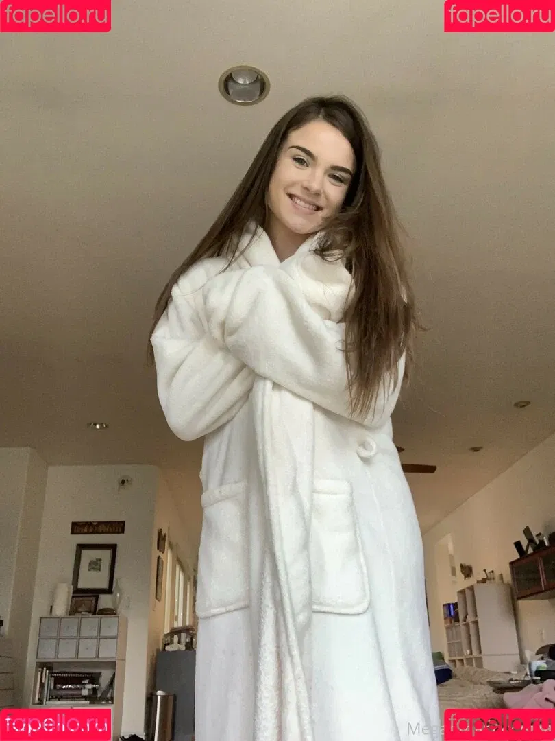 meganmarx / meganmarxxx / xmegamarx Onlyfans Photo Gallery 