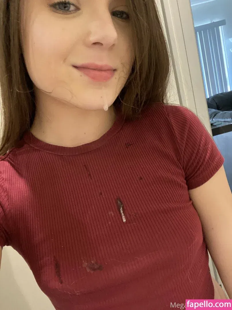 meganmarx / meganmarxxx / xmegamarx Onlyfans Photo Gallery 