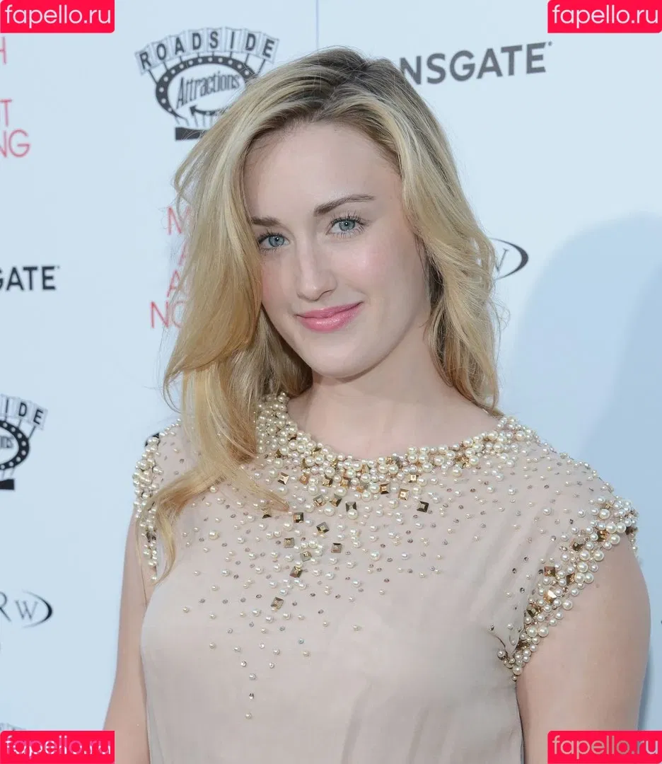 Ashley Johnson / ashleyjohnson789709 / ashleythejohnson / thevulcansalute Onlyfans Photo Gallery 