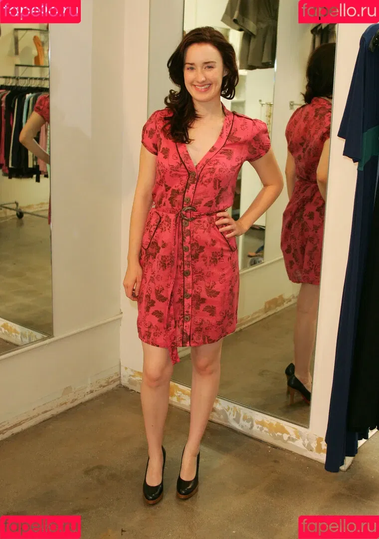 Ashley Johnson / ashleyjohnson789709 / ashleythejohnson / thevulcansalute Onlyfans Photo Gallery 