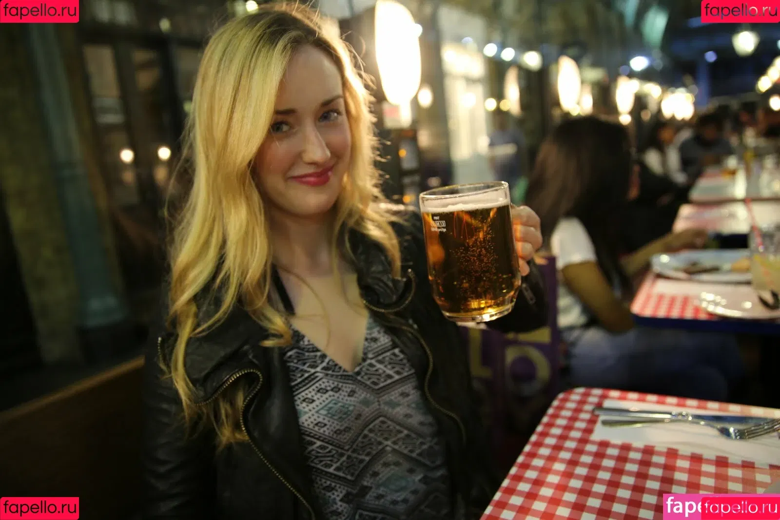 Ashley Johnson / ashleyjohnson789709 / ashleythejohnson / thevulcansalute Onlyfans Photo Gallery 