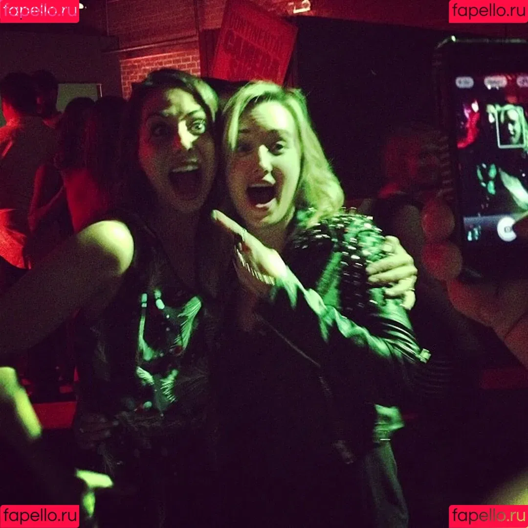 Ashley Johnson / ashleyjohnson789709 / ashleythejohnson / thevulcansalute Onlyfans Photo Gallery 