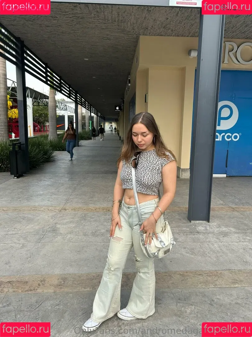 andromeda.galactea11 / andromedagalacticbabe Onlyfans Photo Gallery 