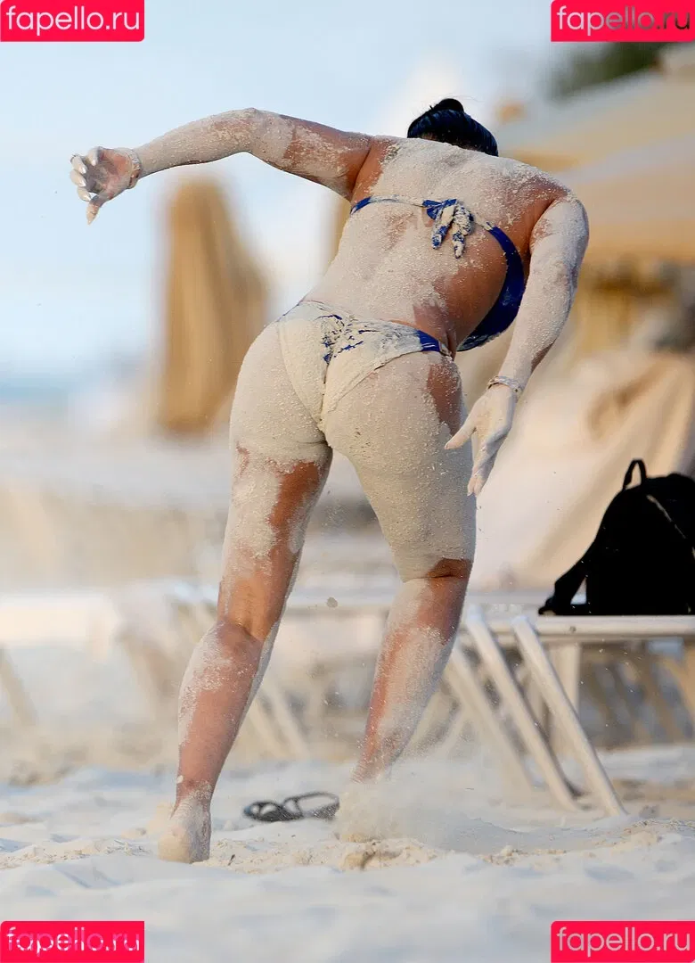 Melanie Brown / friskymellyb / officialmelb Onlyfans Photo Gallery 