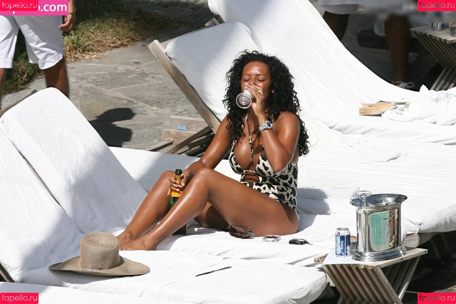 Melanie Brown / friskymellyb / officialmelb Onlyfans Photo Gallery 