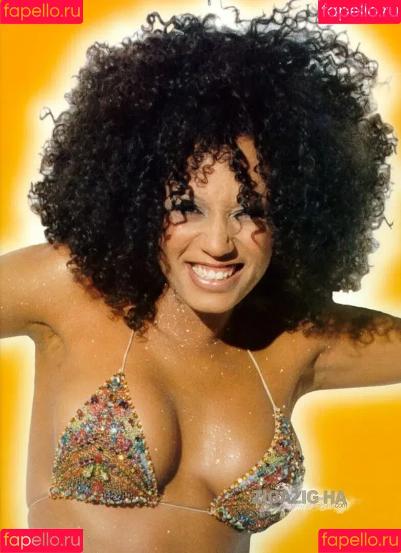 Melanie Brown / friskymellyb / officialmelb Onlyfans Photo Gallery 