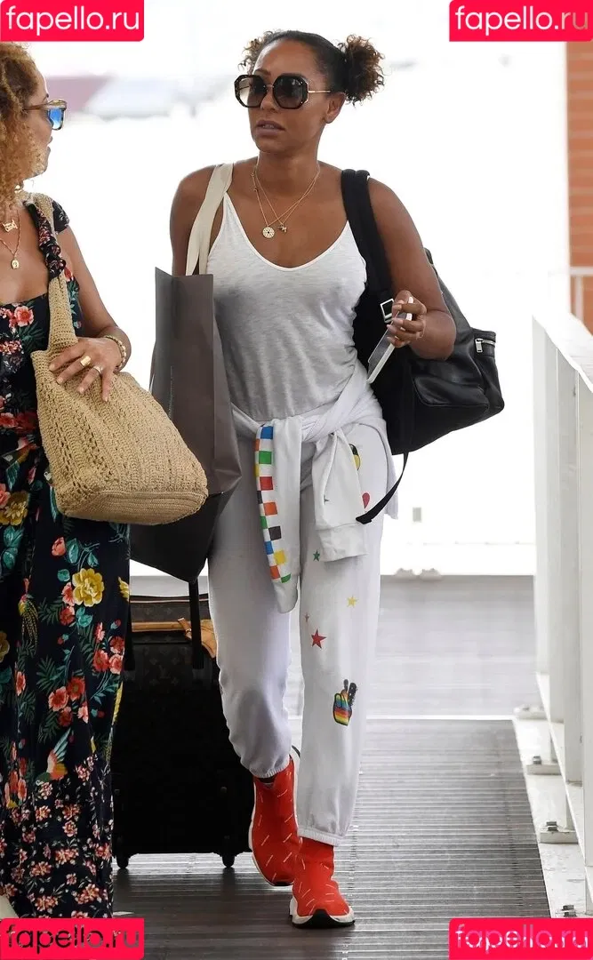 Melanie Brown / friskymellyb / officialmelb Onlyfans Photo Gallery 