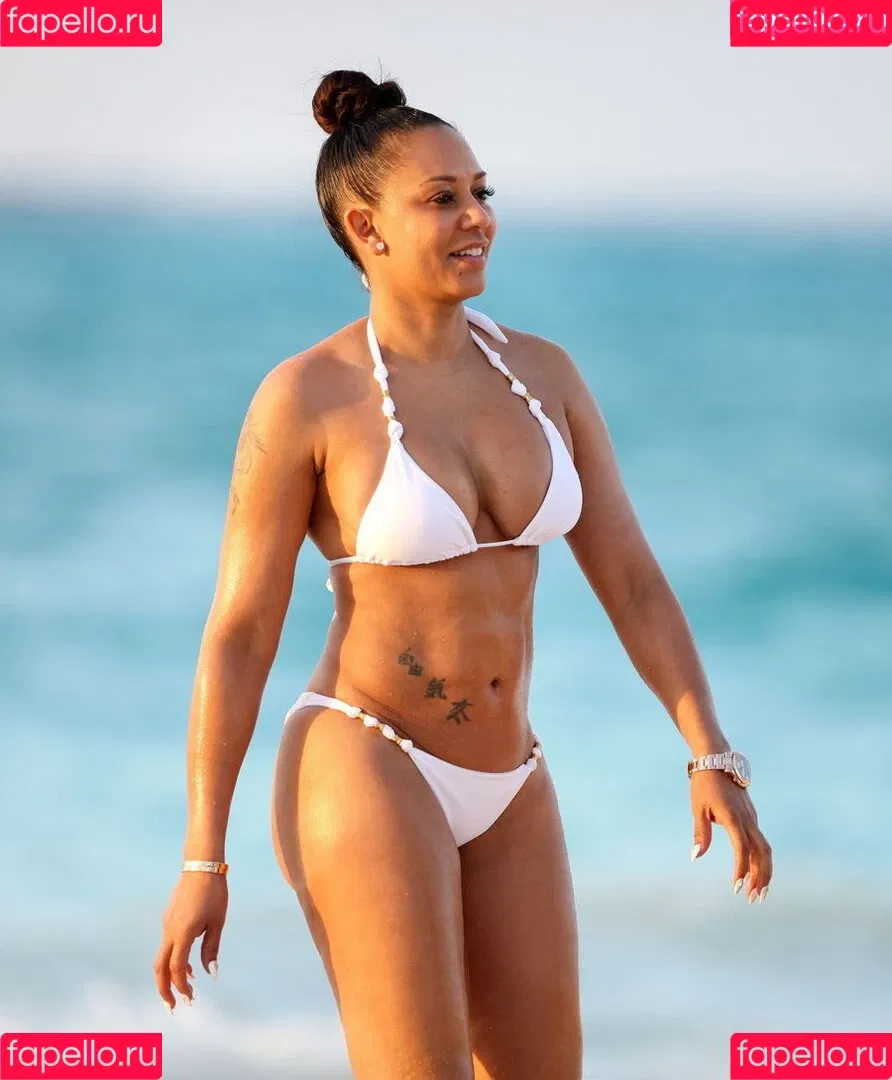 Melanie Brown / friskymellyb / officialmelb Onlyfans Photo Gallery 