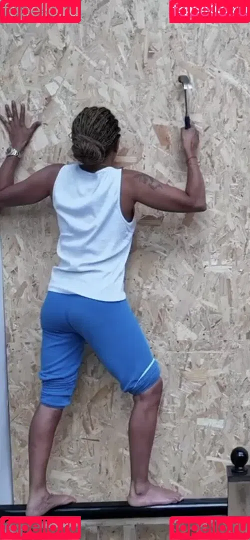 Melanie Brown / friskymellyb / officialmelb Onlyfans Photo Gallery 