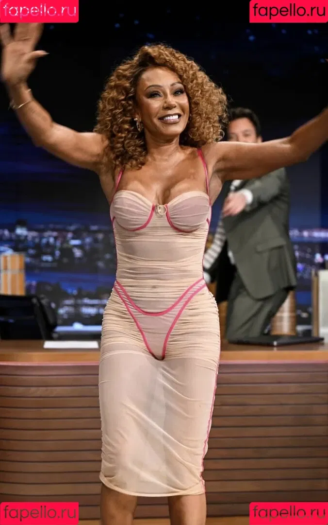 Melanie Brown / friskymellyb / officialmelb Onlyfans Photo Gallery 