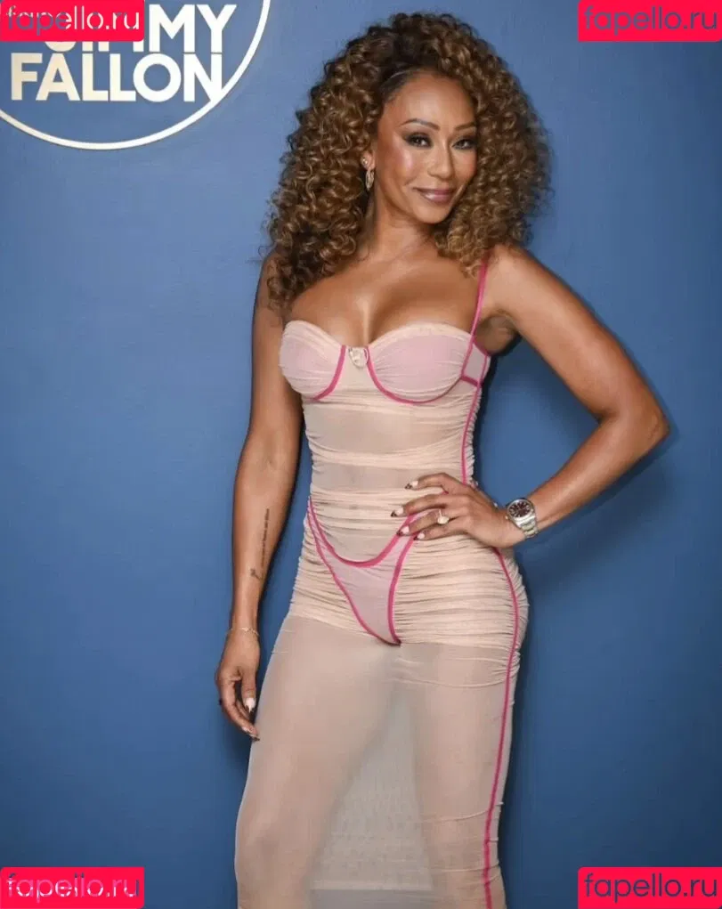 Melanie Brown / friskymellyb / officialmelb Onlyfans Photo Gallery 