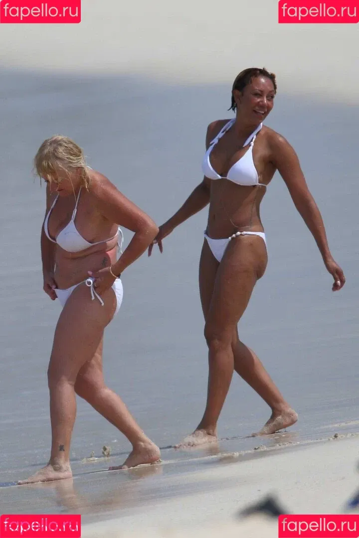 Melanie Brown / friskymellyb / officialmelb Onlyfans Photo Gallery 