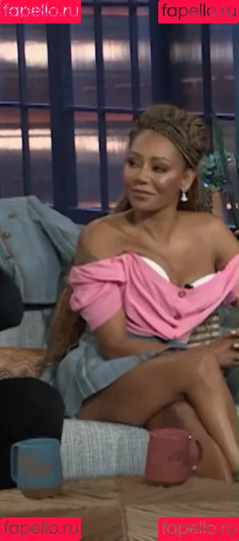 Melanie Brown / friskymellyb / officialmelb Onlyfans Photo Gallery 